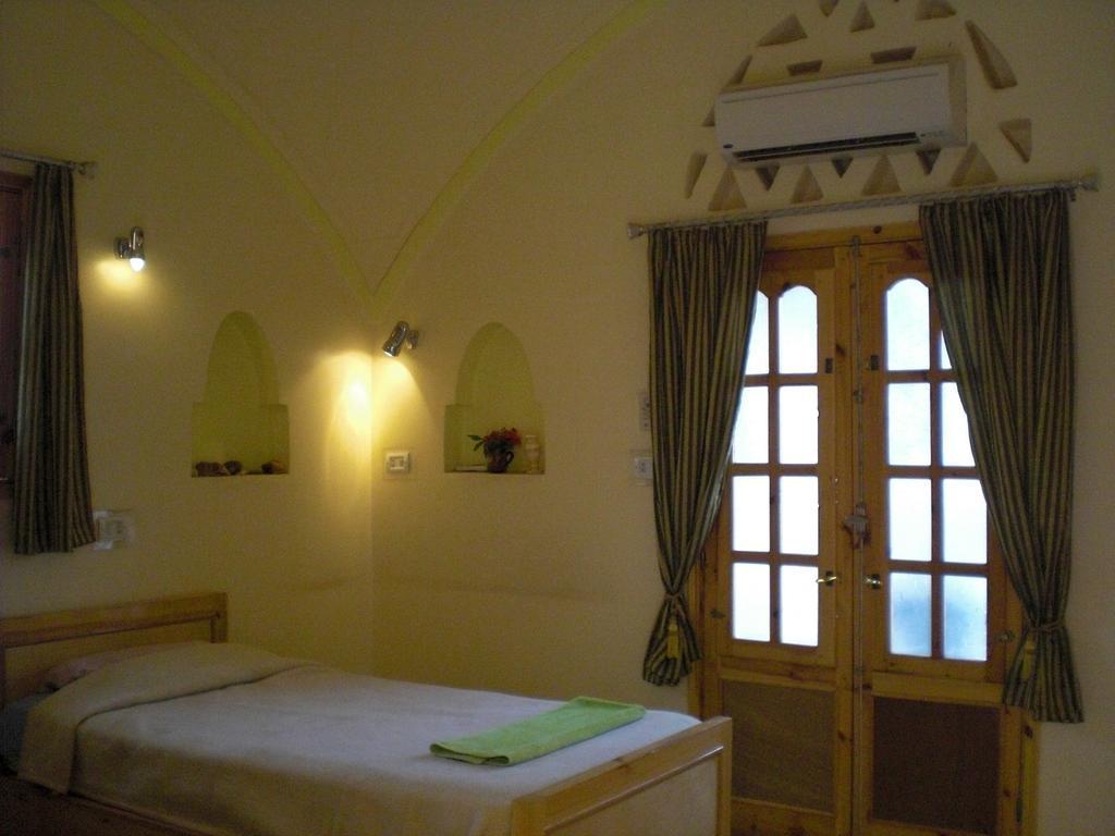 El Fayrouz Hotel Luksor Zewnętrze zdjęcie