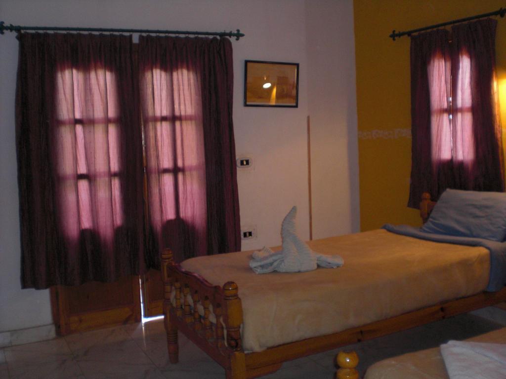 El Fayrouz Hotel Luksor Zewnętrze zdjęcie