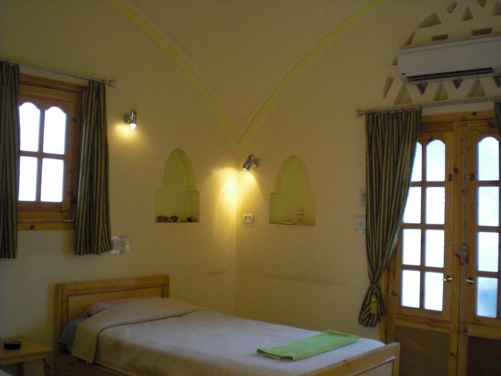 El Fayrouz Hotel Luksor Zewnętrze zdjęcie