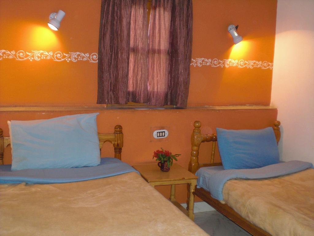 El Fayrouz Hotel Luksor Pokój zdjęcie